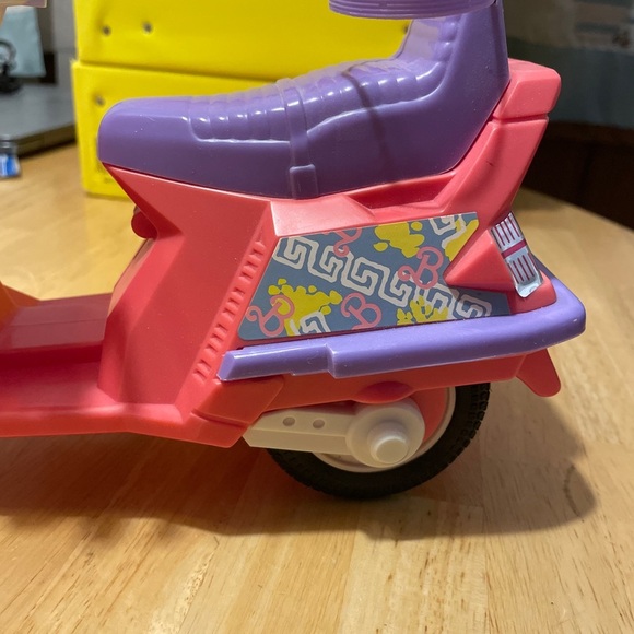 vintage 1989 barbie around town scooter pink and purple flowers mattel - Picture 3 of 8